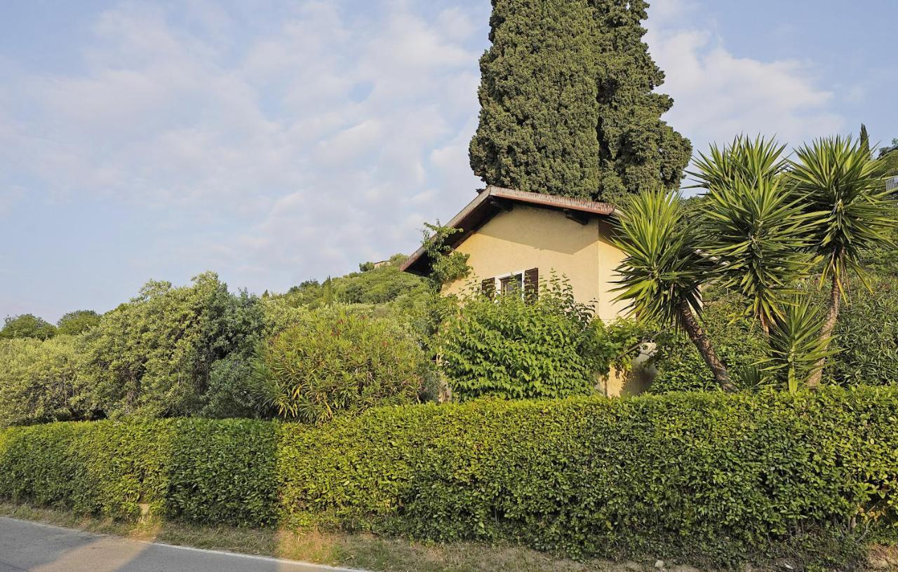 Villa Bouganville Toscolano Maderno Bagian luar foto