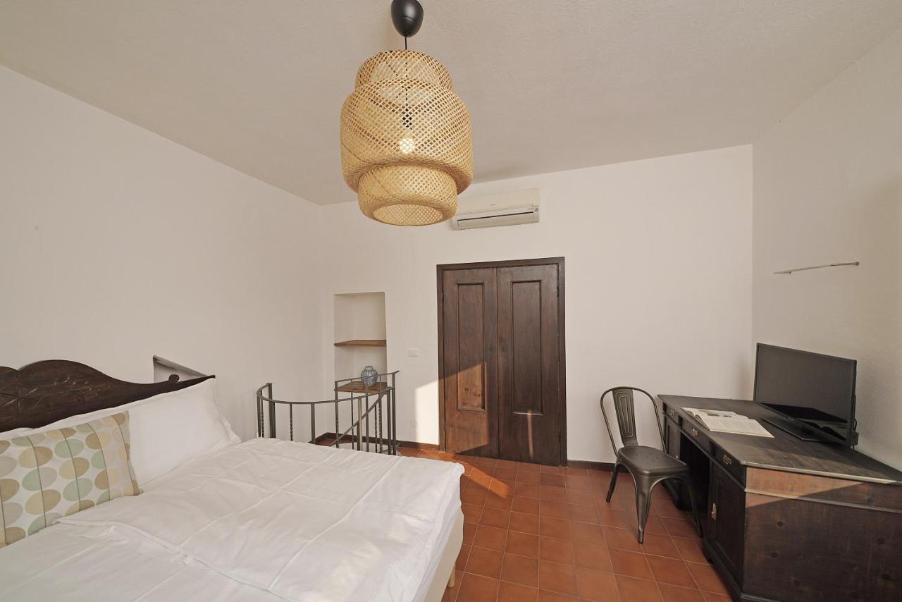Villa Bouganville Toscolano Maderno Bagian luar foto