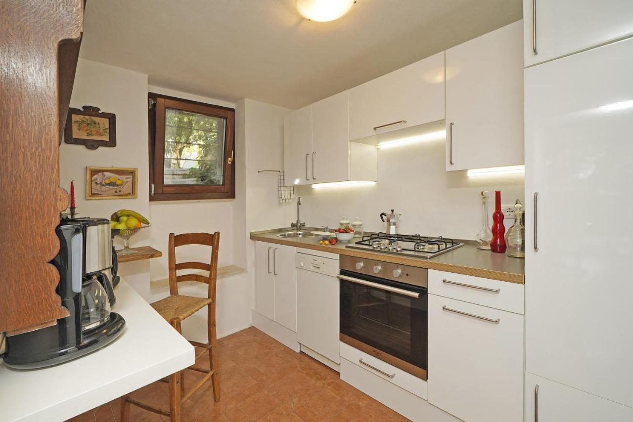 Villa Bouganville Toscolano Maderno Bagian luar foto
